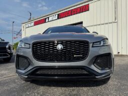 Jaguar F-PACE full