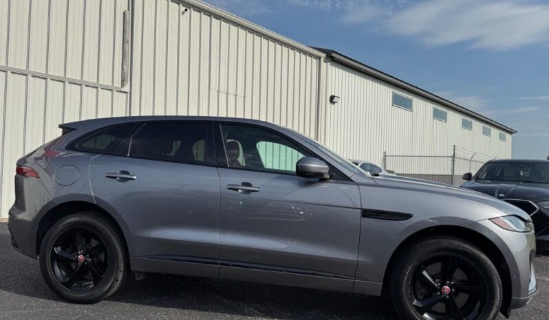 
 Jaguar F-PACE full									