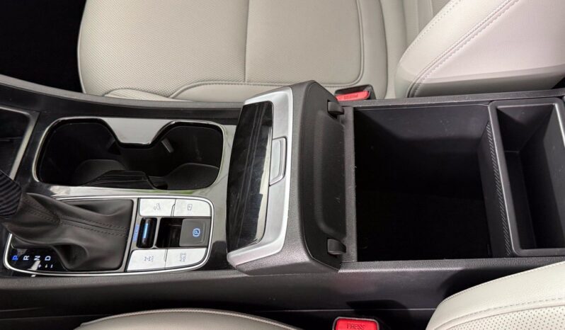 
								Hyundai Santa Cruz full									