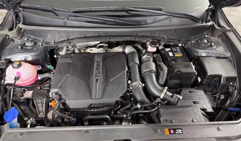 
								Hyundai Santa Cruz full									