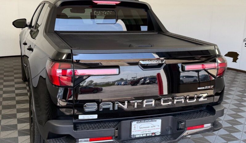 
								Hyundai Santa Cruz full									