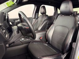 
										Ford Escape full									