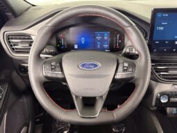 
										Ford Escape full									
