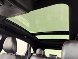 
										Ford Escape full									