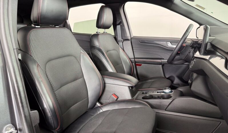 
								Ford Escape full									