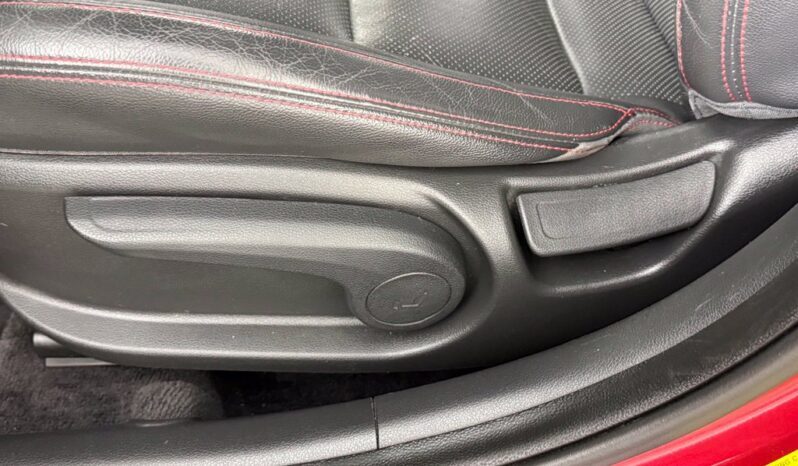 
								Hyundai Elantra full									