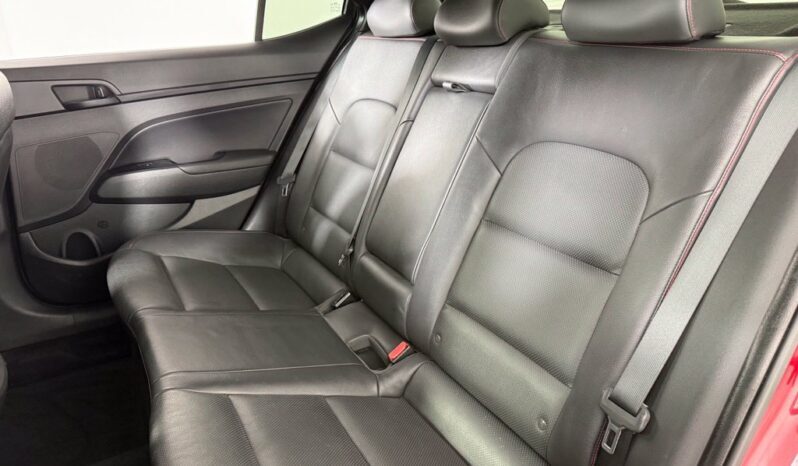 
								Hyundai Elantra full									