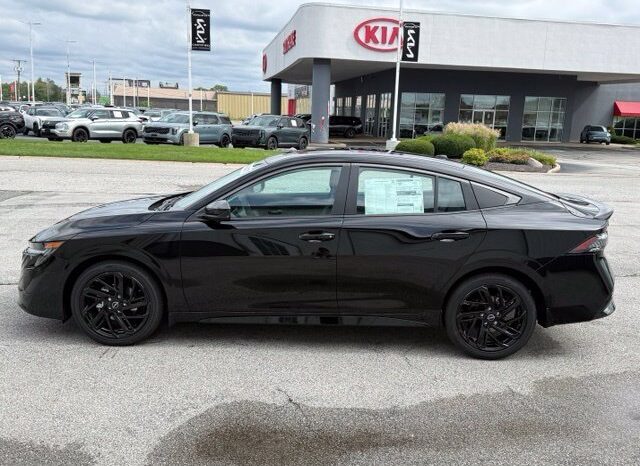 
								Nissan Sentra full									