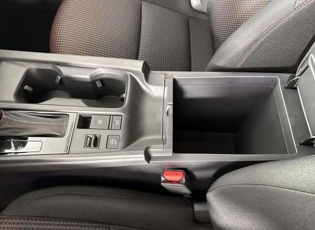 
								Nissan Sentra full									