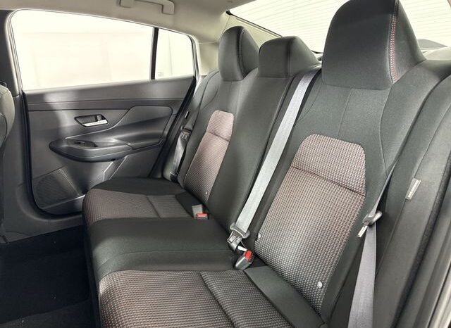 
								Nissan Sentra full									