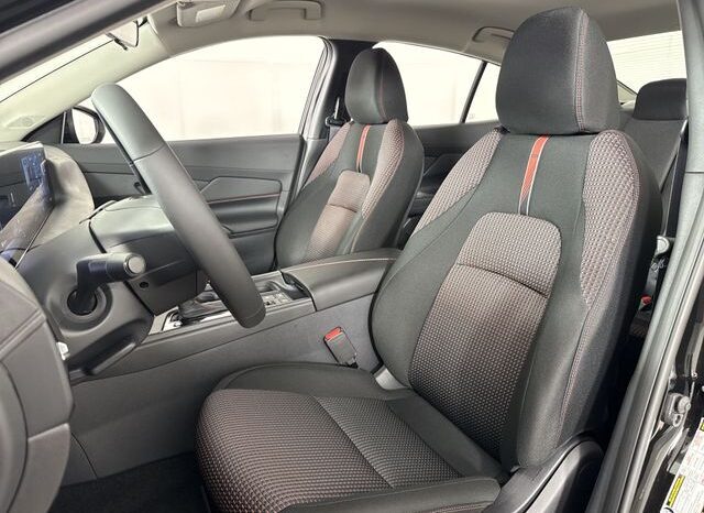 
								Nissan Sentra full									