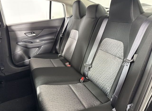 
								Nissan Sentra full									