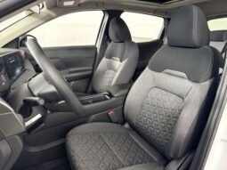 
										Nissan Kicks full									