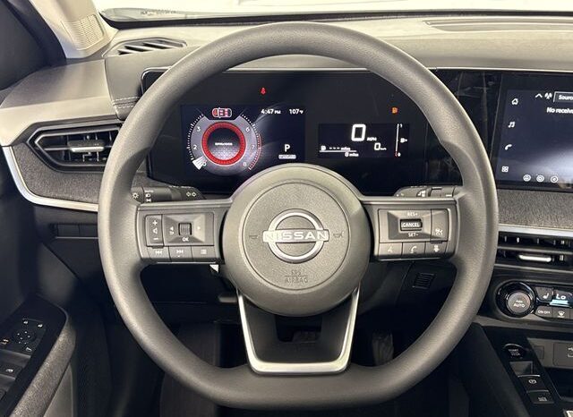 
								Nissan Kicks full									