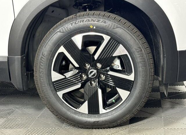 
								Nissan Kicks full									