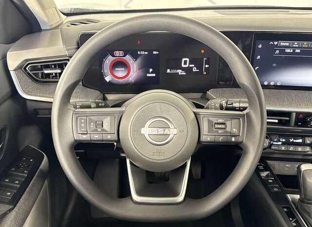 
								Nissan Kicks full									