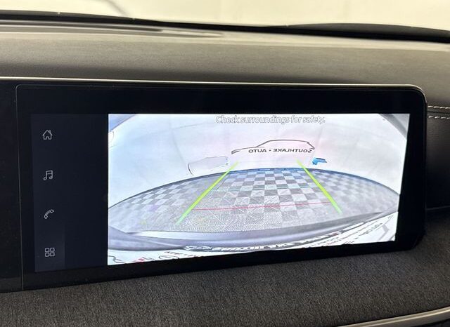 
								Nissan Kicks full									
