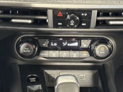 
										Nissan Kicks full									