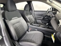 
										Nissan Kicks full									