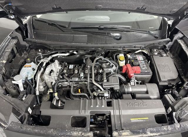 
								Nissan Kicks full									