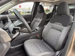 
										Nissan Kicks full									