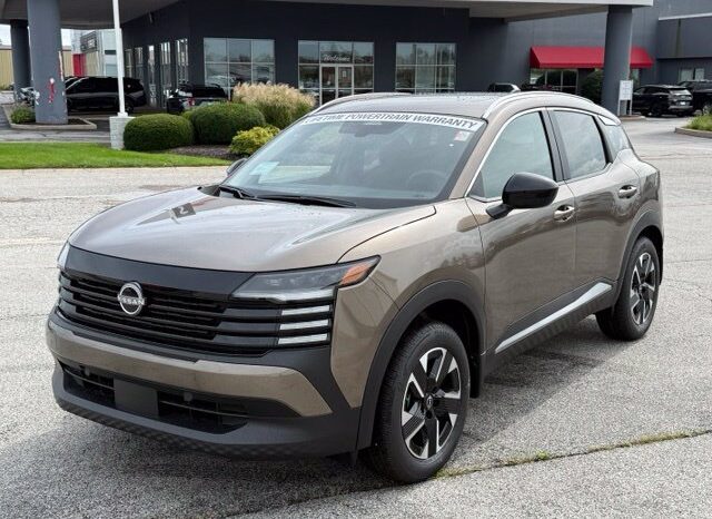 
								Nissan Kicks full									