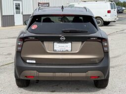
										Nissan Kicks full									