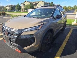 
										Nissan Rogue full									