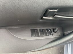 
										Toyota Corolla full									