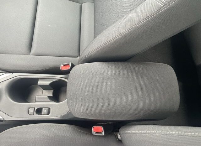 
								Toyota Corolla full									