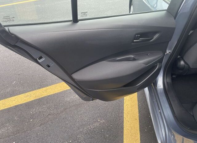 
								Toyota Corolla full									
