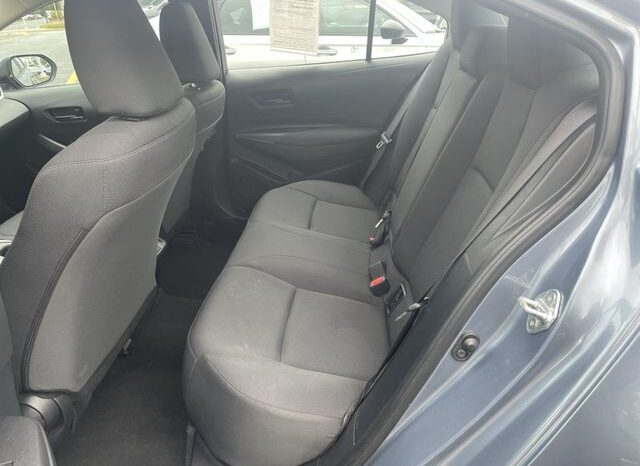
								Toyota Corolla full									