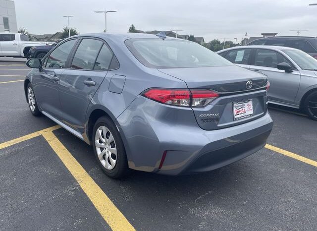 
								Toyota Corolla full									