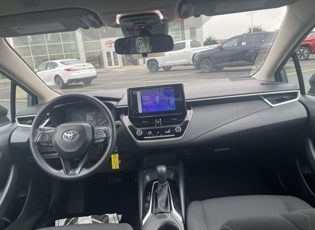 
								Toyota Corolla full									