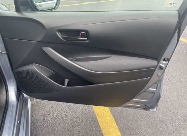 
								Toyota Corolla full									