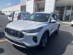 
 Ford Escape full									