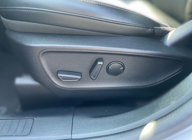 
 Ford Escape full									