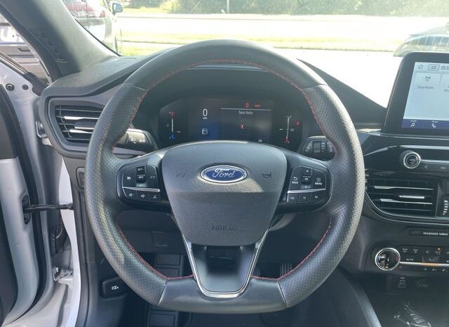 
 Ford Escape full									