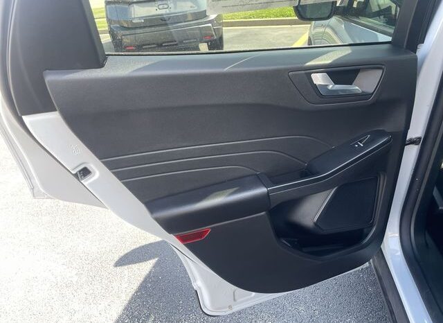 
 Ford Escape full									
