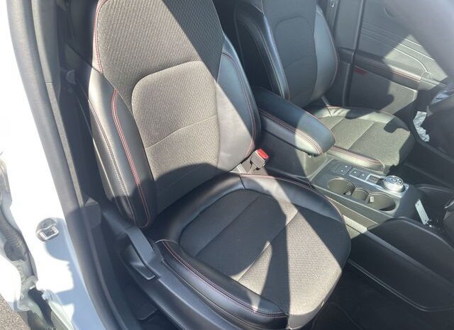
 Ford Escape full									