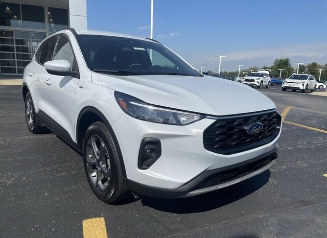 
 Ford Escape full									