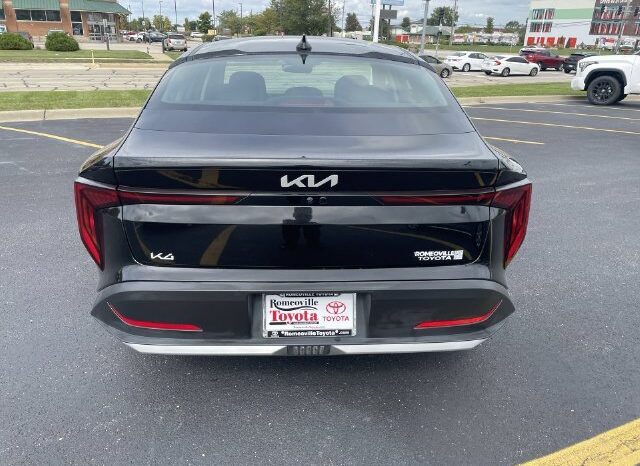
								Kia K4 full									