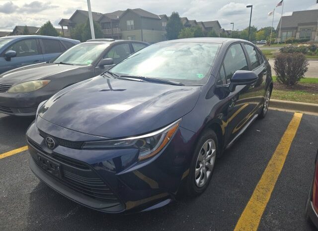 
								Toyota Corolla full									