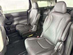 
										Kia Carnival full									