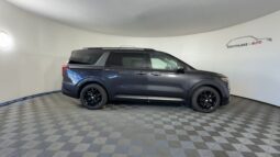 
										Kia Carnival full									
