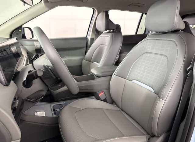 
								Kia EV3 full									