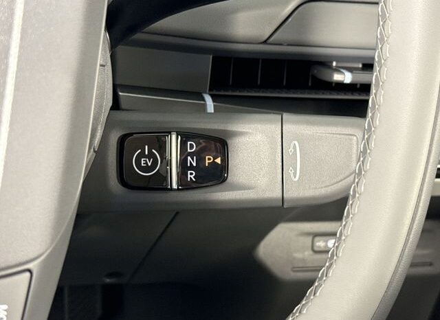 
								Kia EV3 full									