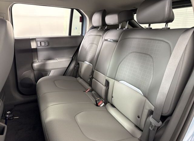 
								Kia EV3 full									