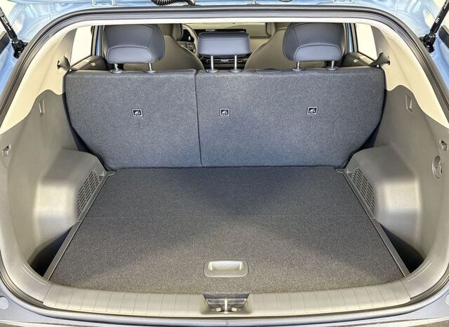 
								Kia EV3 full									