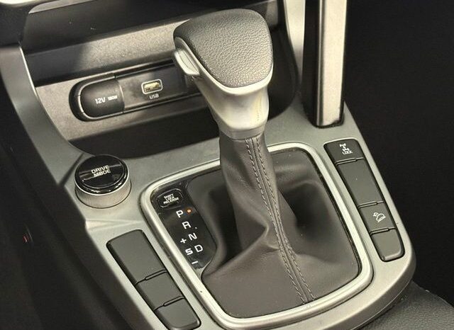 
								Kia Seltos full									